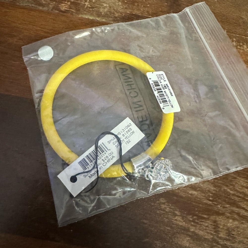 NWT MARC BY MARC JACOBS TRAFFIC CONE YELLOW BRACELET